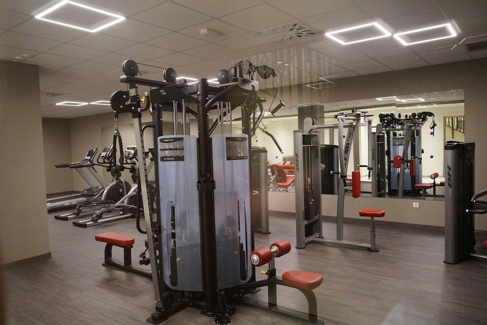Ohtels Villa Dorada Салоу Екстериор снимка